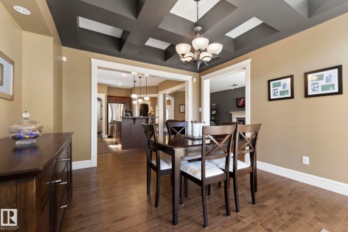 2011 126 Street, Edmonton, AB - Indoor Photo Showing Dining Room