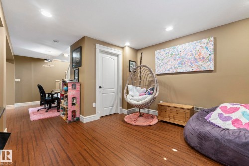 2011 126 Street, Edmonton, AB - Indoor