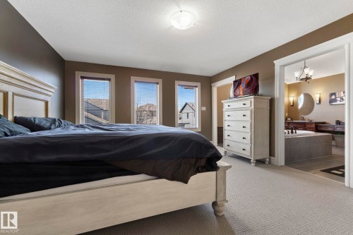 2011 126 Street, Edmonton, AB - Indoor Photo Showing Bedroom