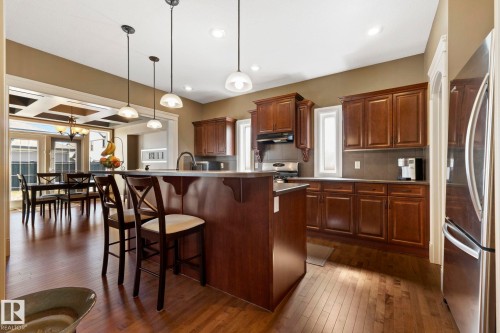 2011 126 Street, Edmonton, AB - Indoor Photo Showing Kitchen With Upgraded Kitchen