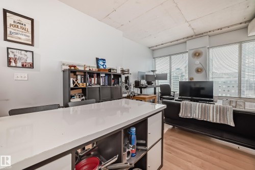 1207 10024 Jasper Avenue, Edmonton, AB - Indoor