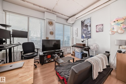 1207 10024 Jasper Avenue, Edmonton, AB - Indoor Photo Showing Other Room
