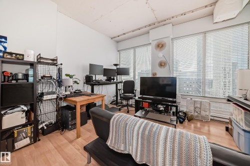 1207 10024 Jasper Avenue, Edmonton, AB - Indoor