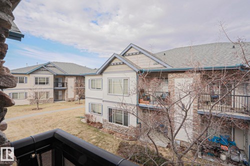 18 2565 Hanna Crescent, Edmonton, AB - Outdoor