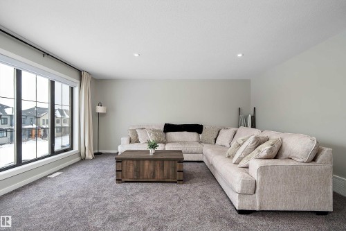 46 Chelles Wynd, St. Albert, AB - Indoor Photo Showing Living Room