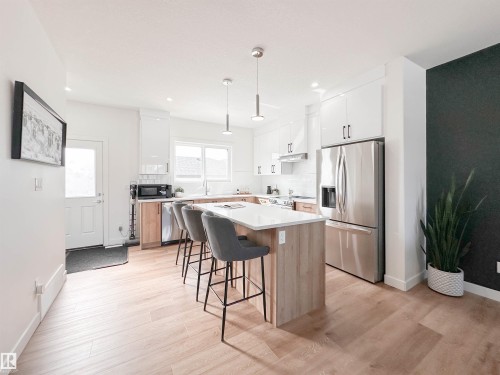 35 Chelles Wynd, St. Albert, AB - Indoor Photo Showing Kitchen With Stainless Steel Kitchen With Upgraded Kitchen