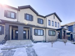 35 CHELLES Wynd St. Albert, AB T8T 2C2