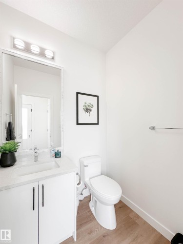 35 Chelles Wynd, St. Albert, AB - Indoor Photo Showing Bathroom