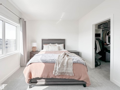35 Chelles Wynd, St. Albert, AB - Indoor Photo Showing Bedroom