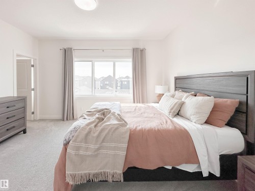 35 Chelles Wynd, St. Albert, AB - Indoor Photo Showing Bedroom