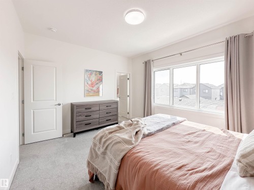 35 Chelles Wynd, St. Albert, AB - Indoor Photo Showing Bedroom