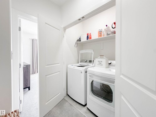 35 Chelles Wynd, St. Albert, AB - Indoor Photo Showing Laundry Room