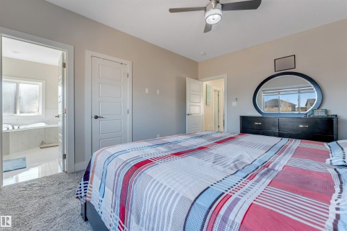 1943 Adamson Terrace, Edmonton, AB - Indoor Photo Showing Bedroom