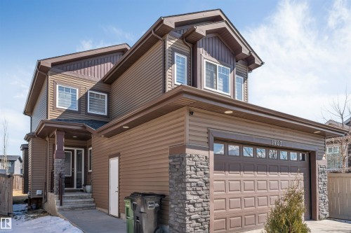 1943 Adamson Terrace, Edmonton, AB - Outdoor