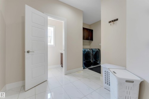 1943 Adamson Terrace, Edmonton, AB - Indoor Photo Showing Other Room