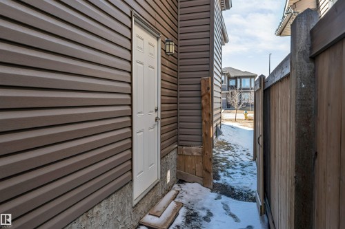 1943 Adamson Terrace, Edmonton, AB - Outdoor