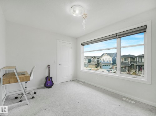 4324 Hawthorn Landing, Edmonton, AB - Indoor