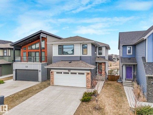 4324 Hawthorn Landing, Edmonton, AB - Outdoor With Facade