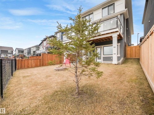 4324 Hawthorn Landing, Edmonton, AB - Outdoor