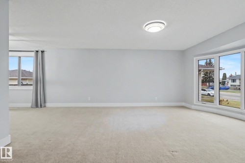 8711 30 Avenue, Edmonton, AB 