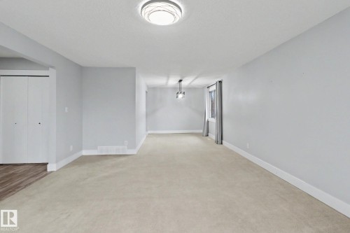 8711 30 Avenue, Edmonton, AB 