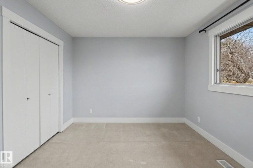 8711 30 Avenue, Edmonton, AB 