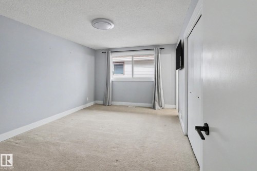 8711 30 Avenue, Edmonton, AB 