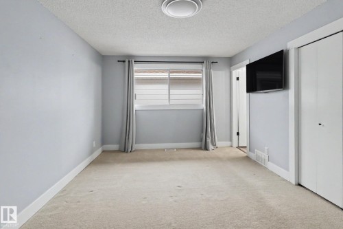 8711 30 Avenue, Edmonton, AB 