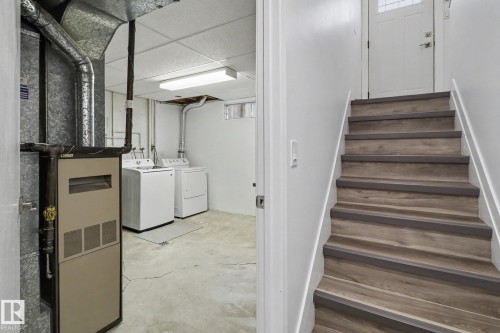 8711 30 Avenue, Edmonton, AB 