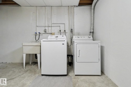 8711 30 Avenue, Edmonton, AB 