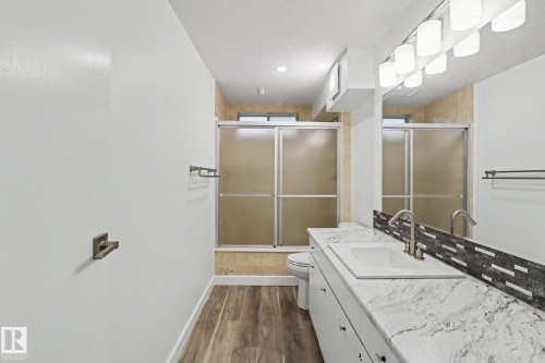 8711 30 Avenue, Edmonton, AB 