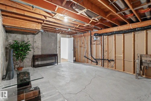 8711 30 Avenue, Edmonton, AB 