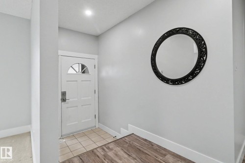 8711 30 Avenue, Edmonton, AB 