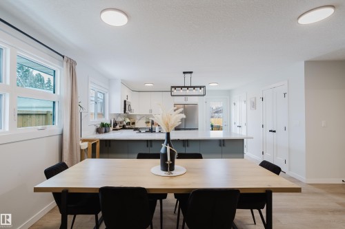 13 Lorraine Crescent, St. Albert, AB - Indoor Photo Showing Dining Room