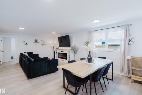 13 Lorraine Crescent, St. Albert, AB - Indoor With Fireplace