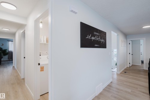 13 Lorraine Crescent, St. Albert, AB - Indoor Photo Showing Other Room