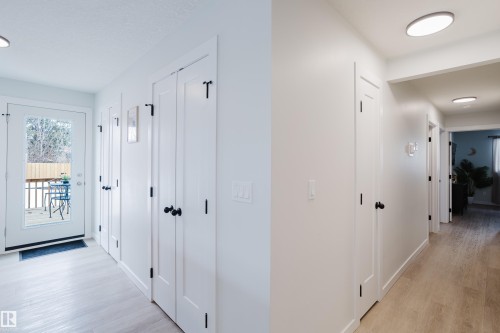 13 Lorraine Crescent, St. Albert, AB - Indoor Photo Showing Other Room