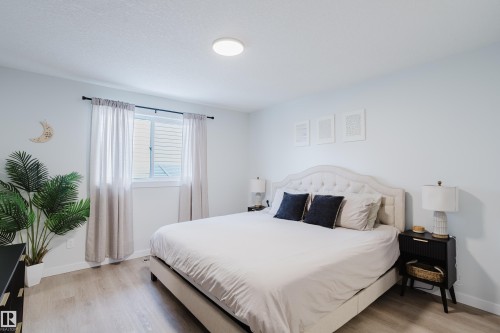 13 Lorraine Crescent, St. Albert, AB - Indoor Photo Showing Bedroom