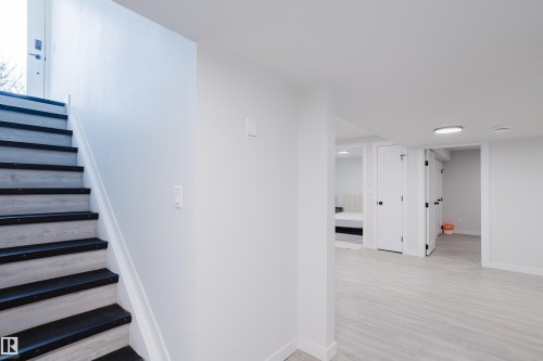 13 Lorraine Crescent, St. Albert, AB - Indoor Photo Showing Other Room