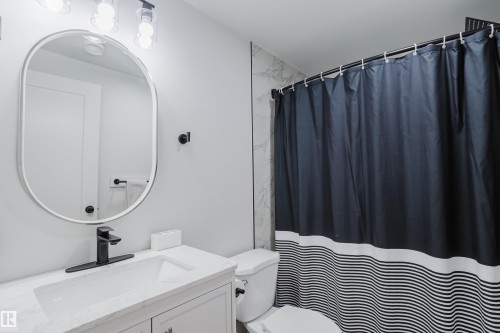 13 Lorraine Crescent, St. Albert, AB - Indoor Photo Showing Bathroom