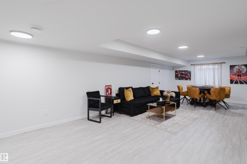 13 Lorraine Crescent, St. Albert, AB - Indoor