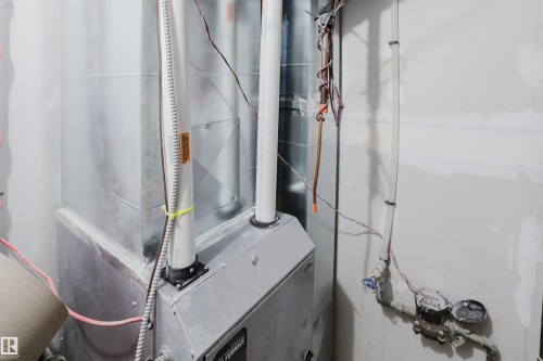 13 Lorraine Crescent, St. Albert, AB - Indoor