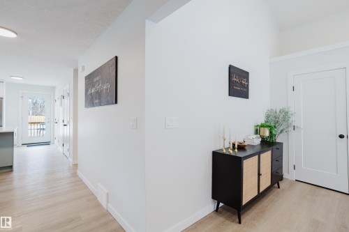 13 Lorraine Crescent, St. Albert, AB - Indoor Photo Showing Other Room