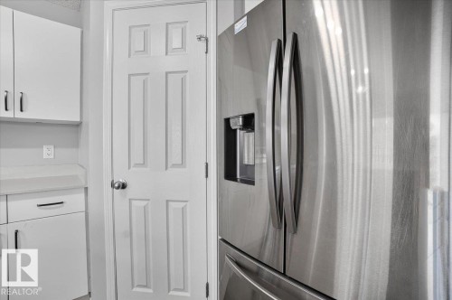 9046 Cooper Link, Edmonton, AB 