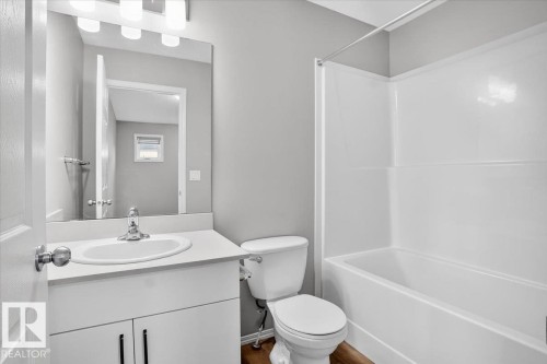 9046 Cooper Link, Edmonton, AB 