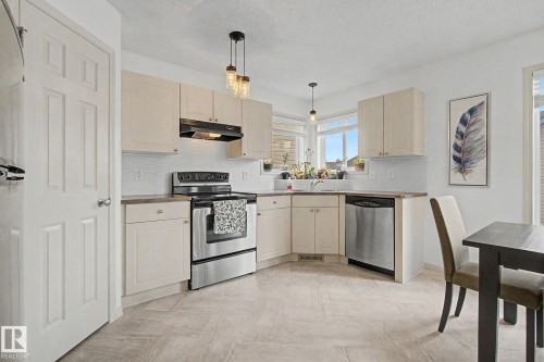 9111 213 Street, Edmonton, AB - Indoor Photo Showing Kitchen