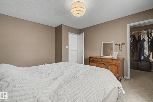 9111 213 Street, Edmonton, AB - Indoor Photo Showing Bedroom