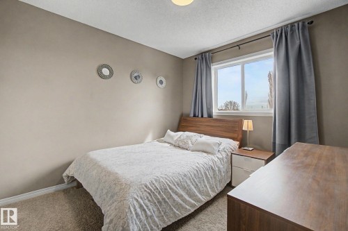 9111 213 Street, Edmonton, AB - Indoor Photo Showing Bedroom