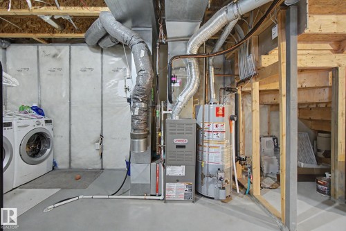 9111 213 Street, Edmonton, AB - Indoor
