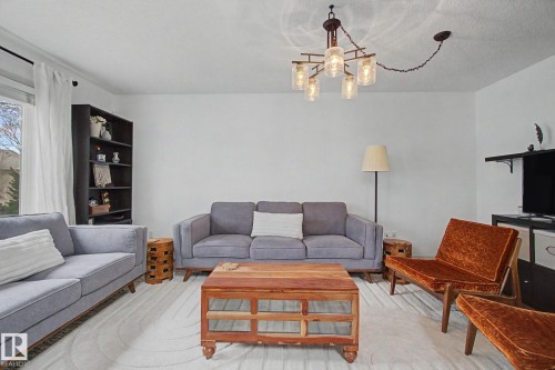 9111 213 Street, Edmonton, AB - Indoor Photo Showing Living Room